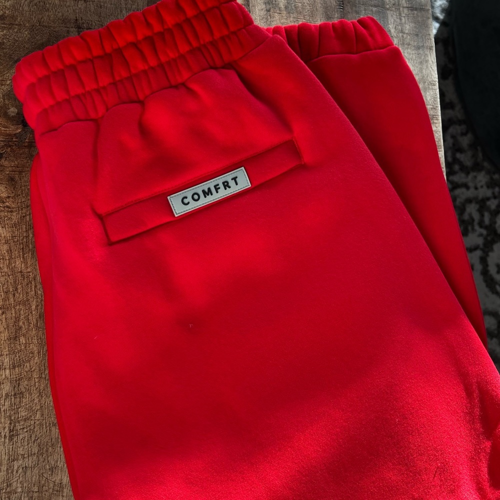 Women's Comfrt Travel Sweats | Red Hoodie and Sweatpants Set - Picture 4 of 7